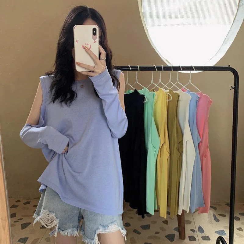 Graphic ShirtsWomen's Round Collar Hollow Out Shirts